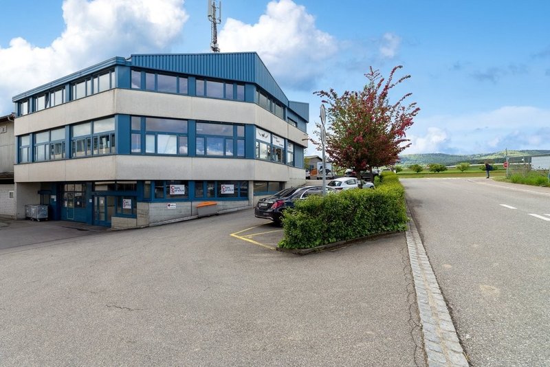 Photo 1 de Gewerbestrasse 2, Biel-Benken BL