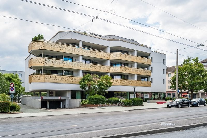 Foto 1 di Binningerstrasse 1, Allschwil