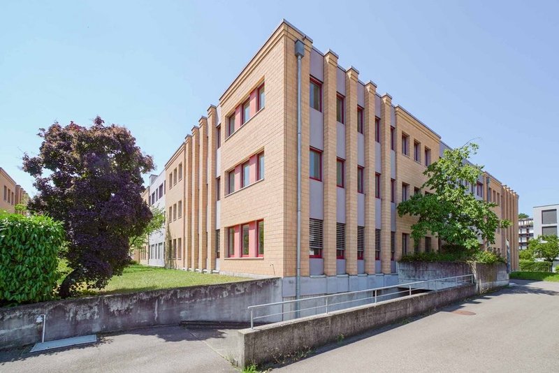 Photo 2 de Wuhrmattstrasse 21 - 23, Bottmingen