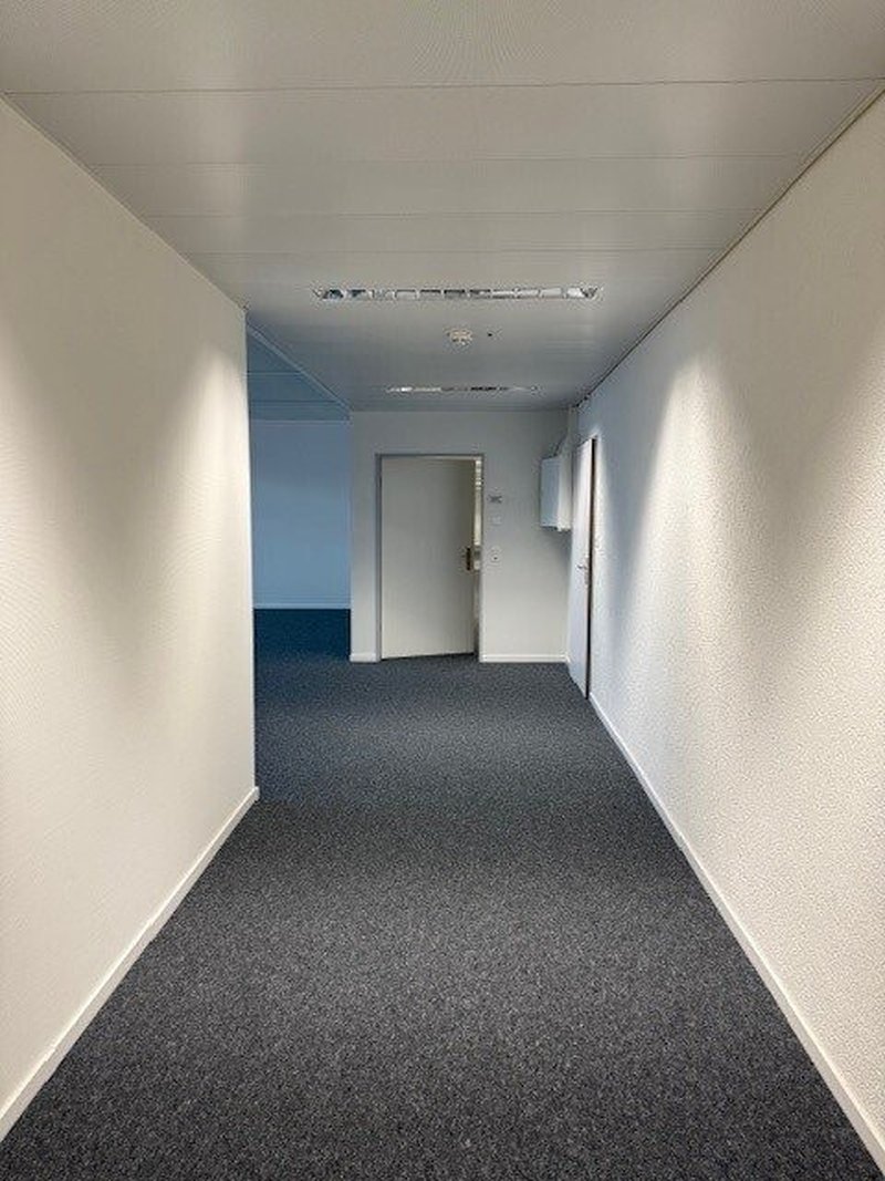 Foto 6 di Industriestr. 31 (Verw.-Trakt), Dietlikon