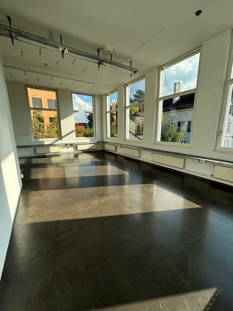 Foto 3 von Emil-Staub-Str. 5 - Bluemax B, Männedorf