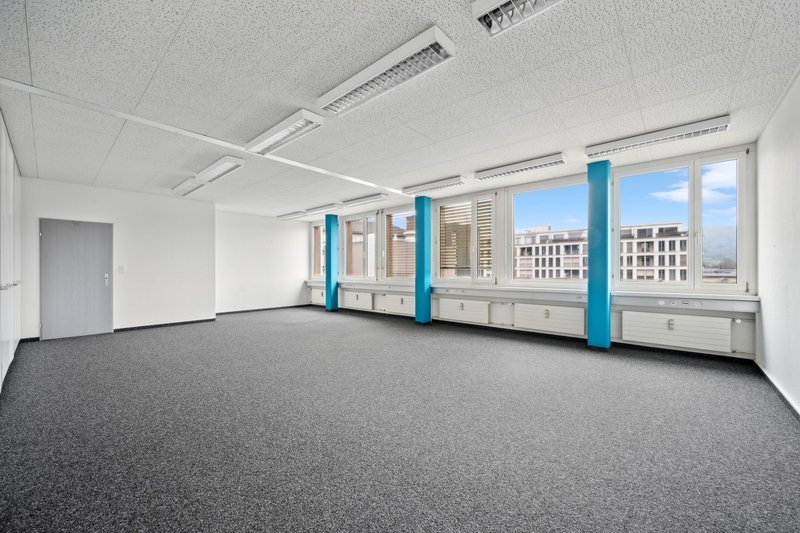 Foto 5 di Kanalstrasse 6, Dietikon