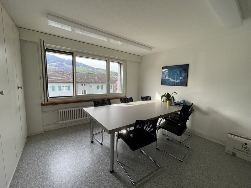 Photo 3 de Schulhausstrasse 10, Horw