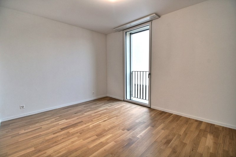 Photo 4 of Rue des Frères-Lumière 22, Marly
