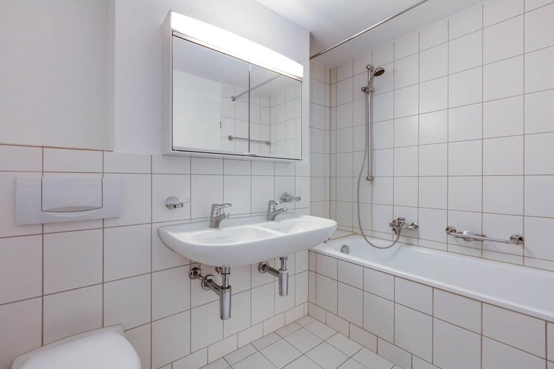 Foto 3 di Im Reinacherhof 81-89a, Reinach BL