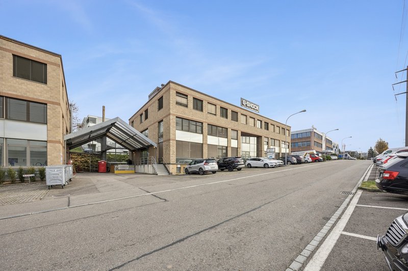Photo 2 de Steinhaldenstrasse 28, Geroldswil