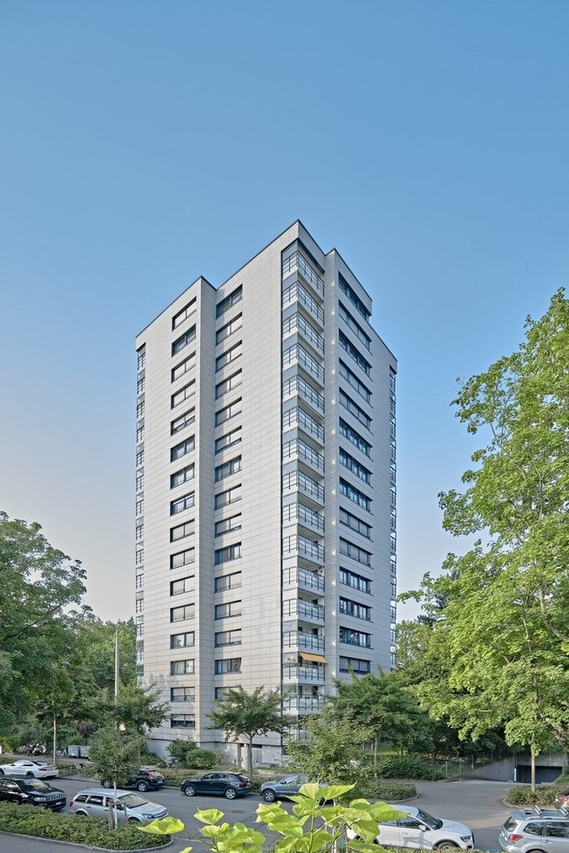Foto 1 di Karl Jaspers-Allee 40, Basel