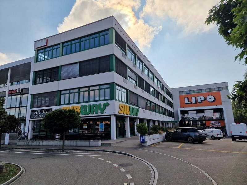 Foto 1 von Industriestr. 31 (Verw.-Trakt), Dietlikon