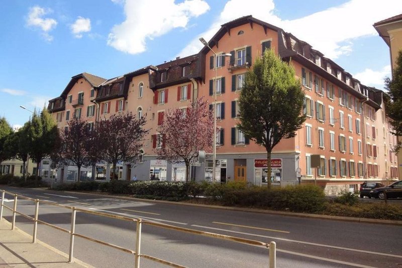 Foto 1 di Crissier