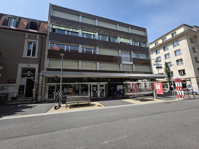 Foto 7 di Rue Daniel-Jeanrichard 22, La Chaux-de-Fonds