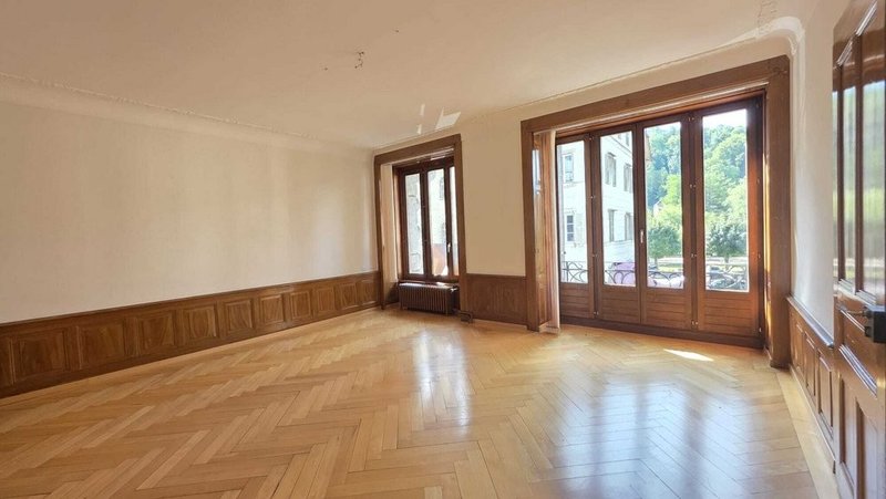 Photo 4 de France 4, Le Locle
