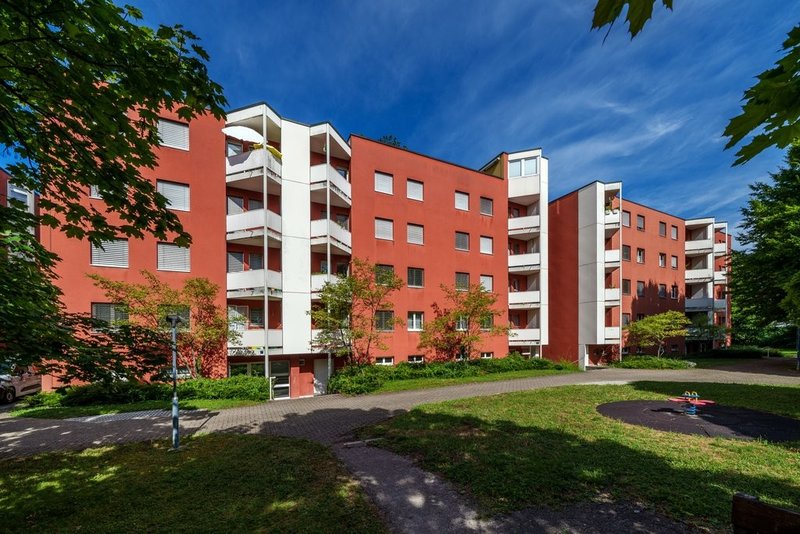Foto 1 di Im Birspark 9, Aesch BL