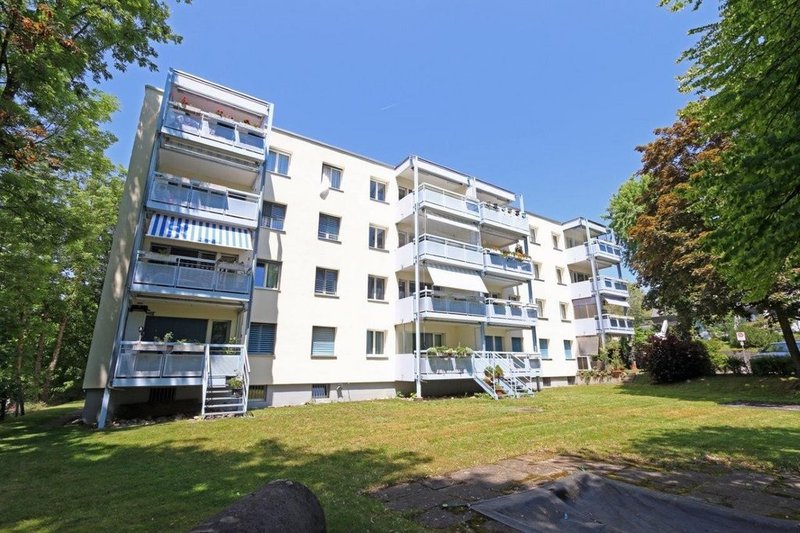 Foto 1 di Löwenmattweg 41, Münsingen