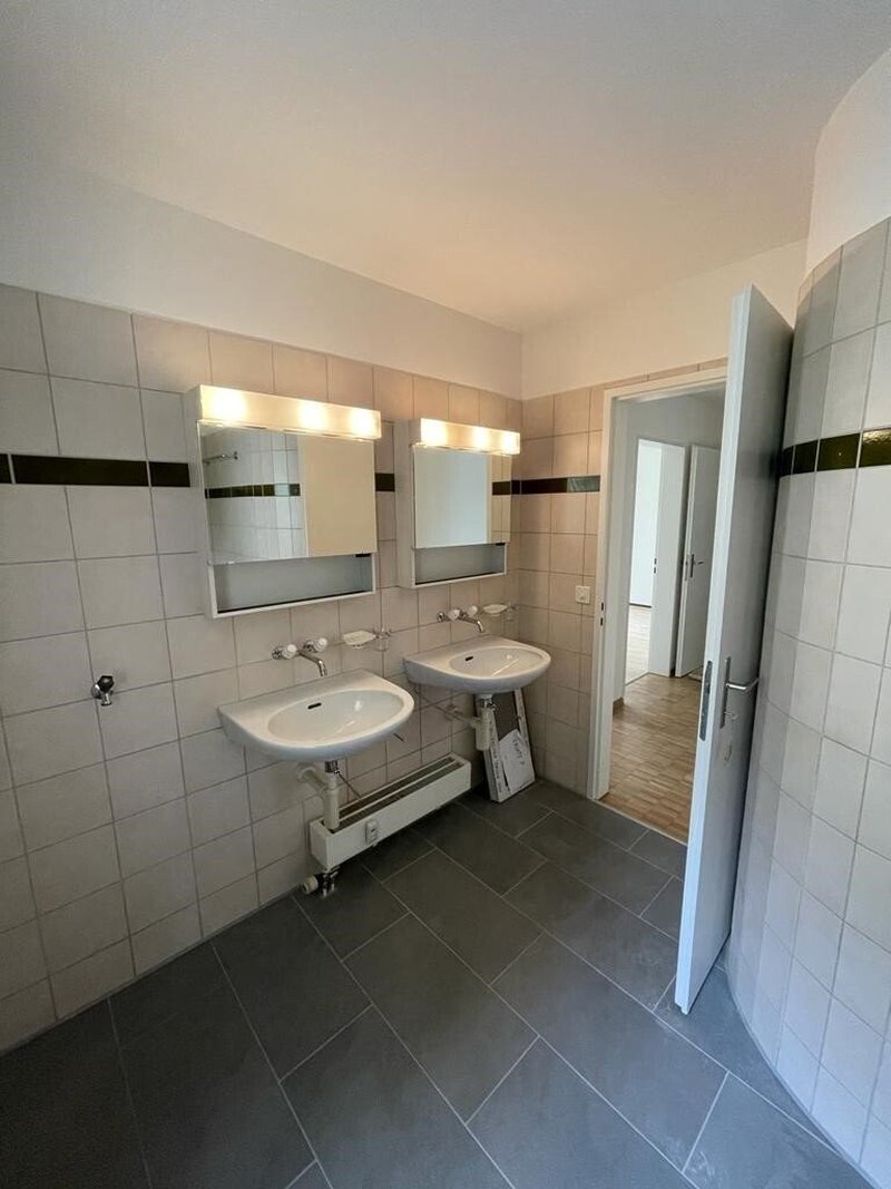 Foto 4 di Parkal. 10, Allschwil