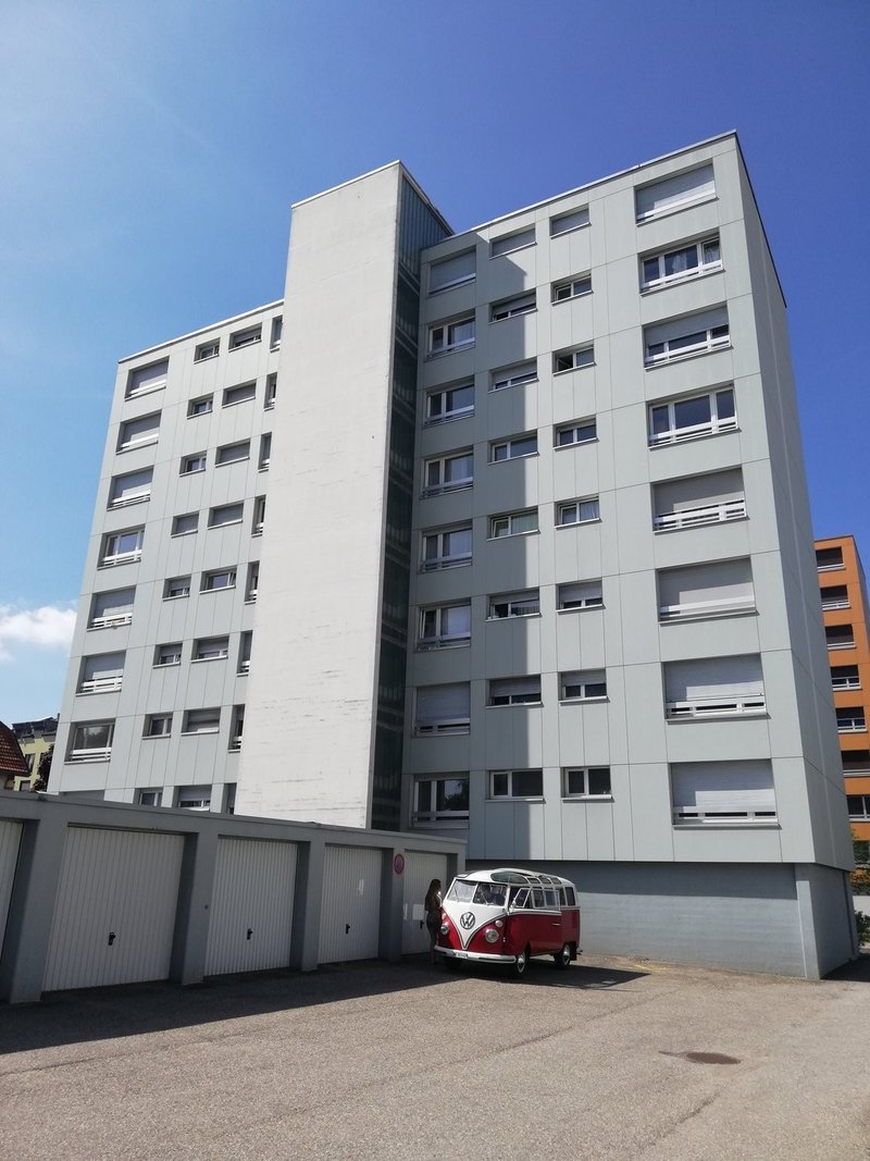 Foto 1 di Rue des Crêtets 118, La Chaux-de-Fonds