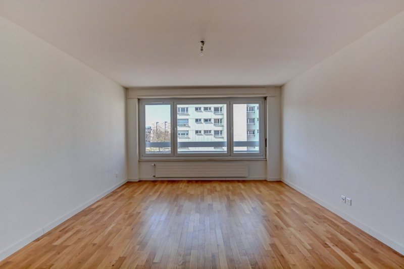 Foto 5 di Rue des Crêtets 118, La Chaux-de-Fonds
