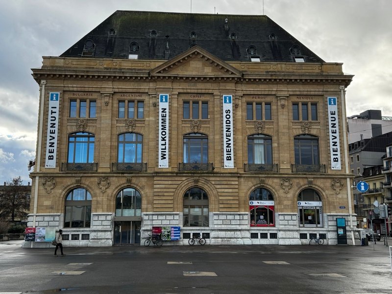 Foto 1 di Place du Port 2, Neuchâtel
