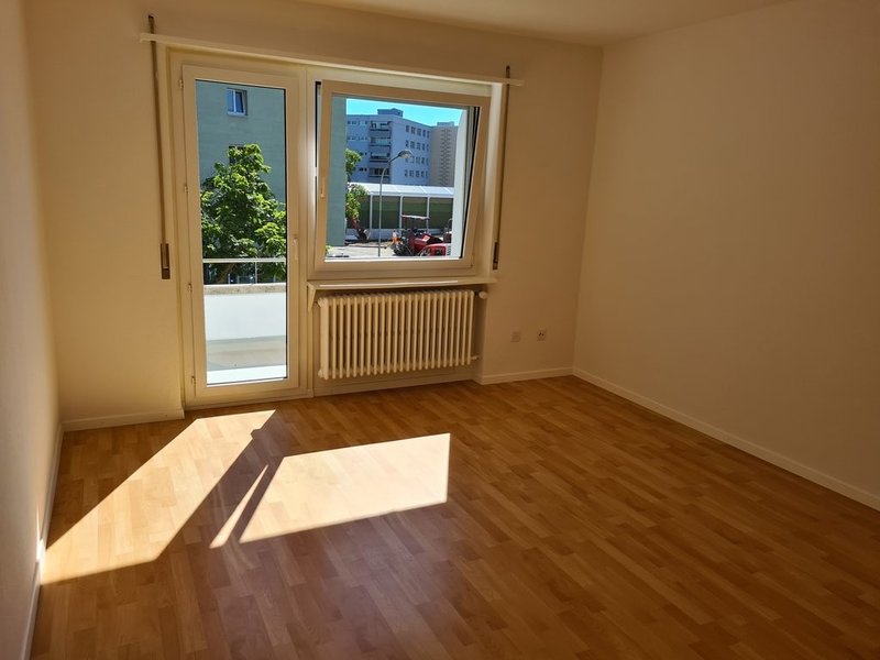 Foto 1 von Pfeidstrasse 25, Brügg