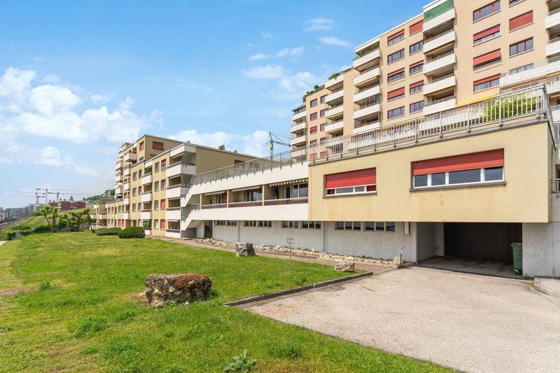 Photo 2 de Rue de la Dîme 94, Neuchâtel