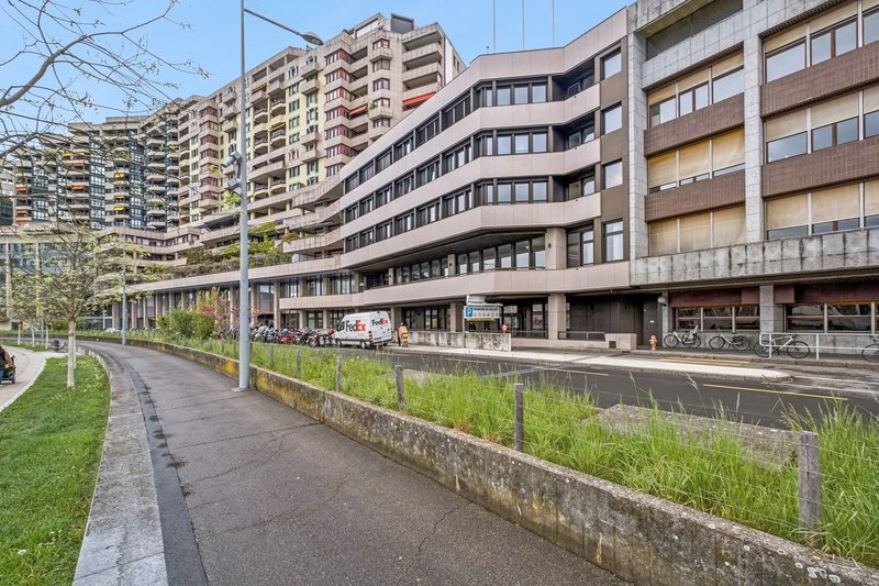 Foto 1 di Quai du Seujet 10, Genève