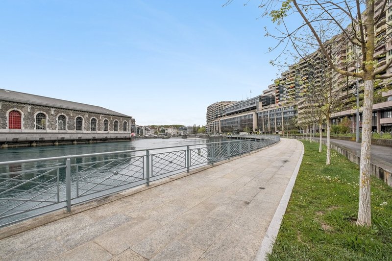 Foto 2 di Quai du Seujet 10, Genève