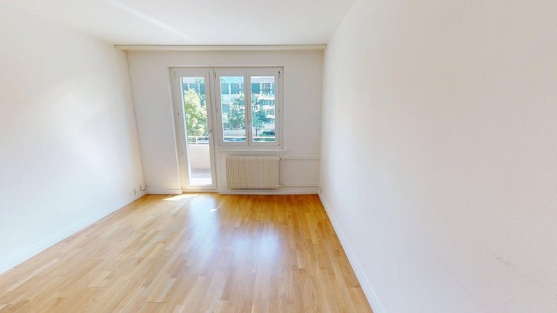 Foto 2 von Badenerstrasse 566, Zürich