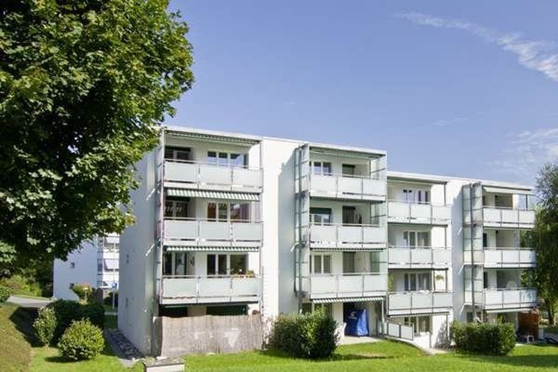 Foto 1 di Lenzenhohlestrasse 4, Moosseedorf