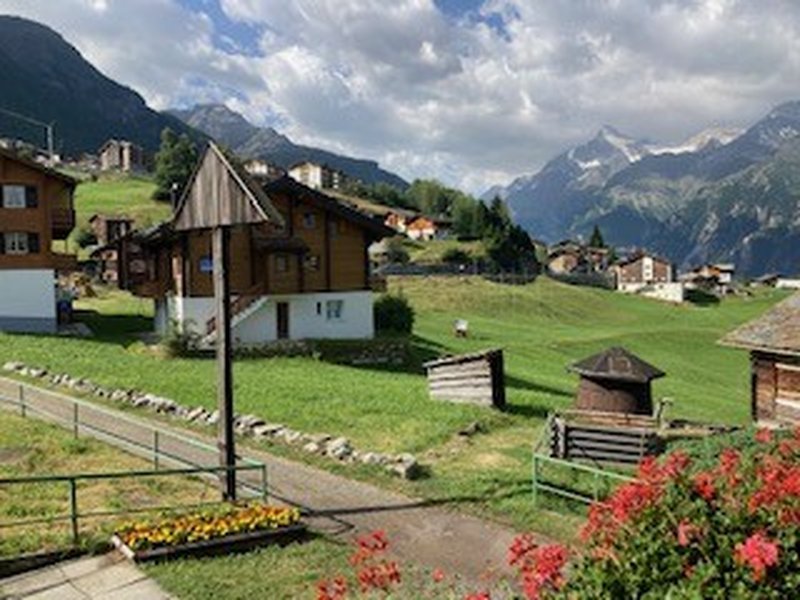 Foto 4 di Bina 63, Grächen