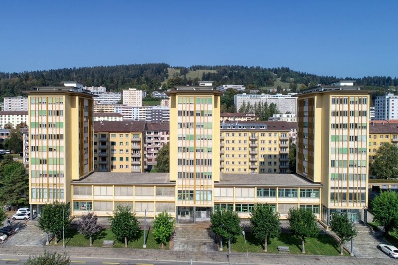 Foto 1 di Rue du Locle 30, La Chaux-de-Fonds