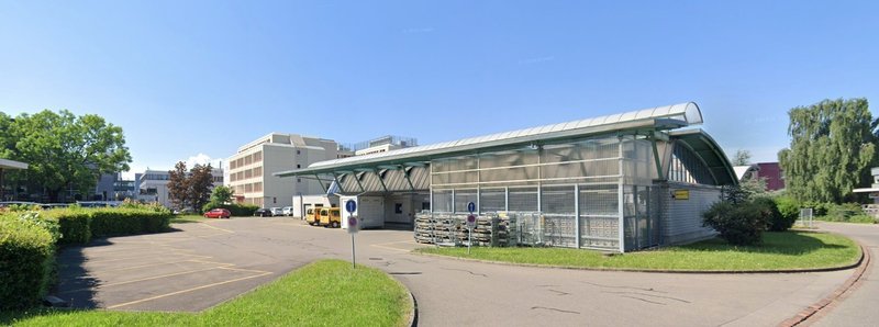 Foto 1 di Feldeggstrasse 10, Glattbrugg