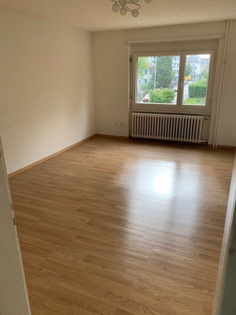 Foto 2 di Neuhofstr. 8, Dübendorf