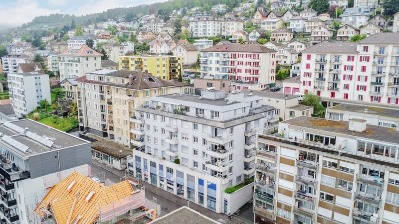 Foto 2 di Rue des Parcs 46, Neuchâtel