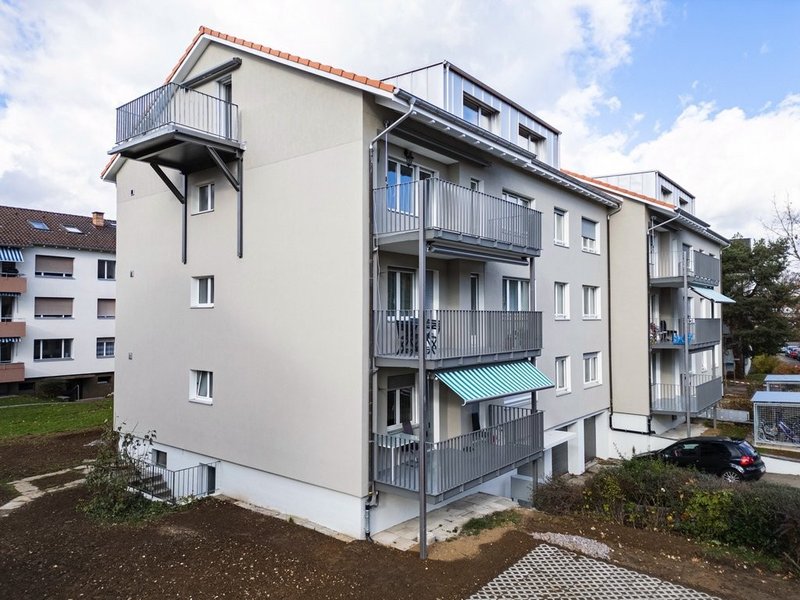 Foto 1 di Aeussere Lange Heid 8, Münchenstein