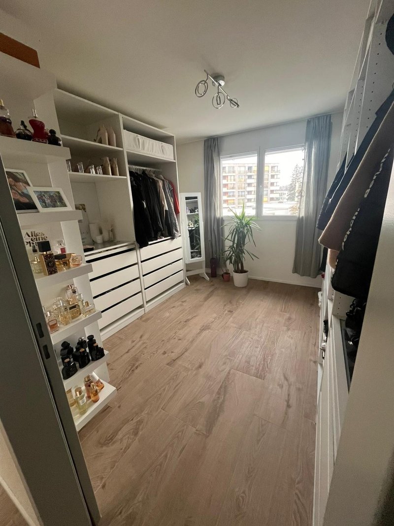 Foto 7 di Wallisellerstrasse, 1, Kloten