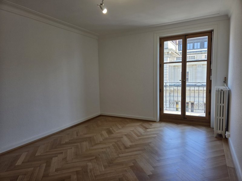 Photo 4 de Rue du Mont-Blanc 9, Genève