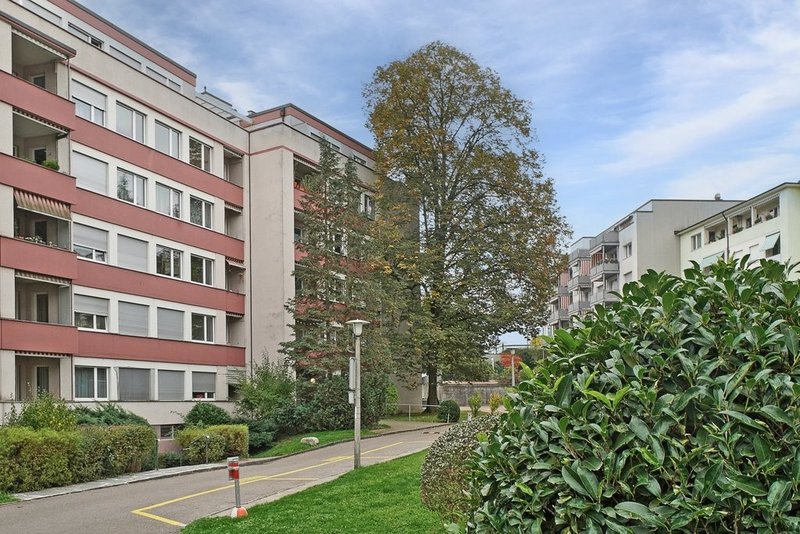 Foto 1 di Im Margarethental 13, Binningen