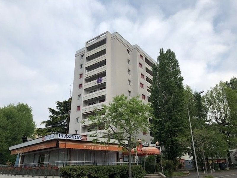 Photo 1 of Renens