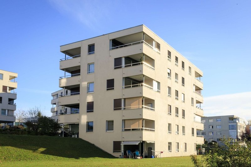 Foto 2 di Chemin des Epinettes 69, Marly