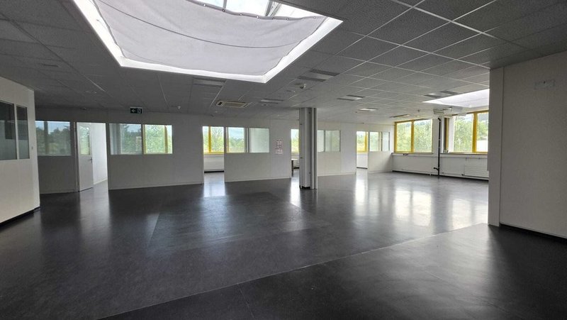 Foto 1 di Hôtel-de-Ville 101, La Chaux-de-Fonds