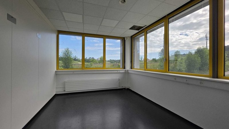 Foto 4 di Hôtel-de-Ville 101, La Chaux-de-Fonds