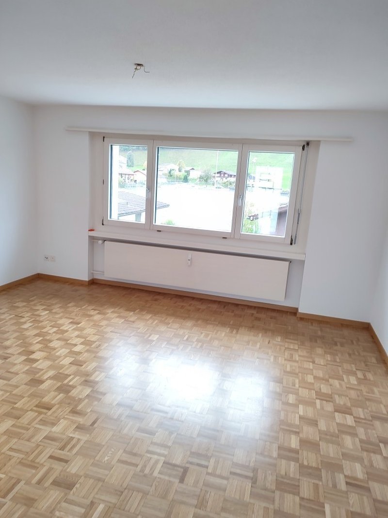 Foto 2 di Aufeldstrasse 14, Bütschwil