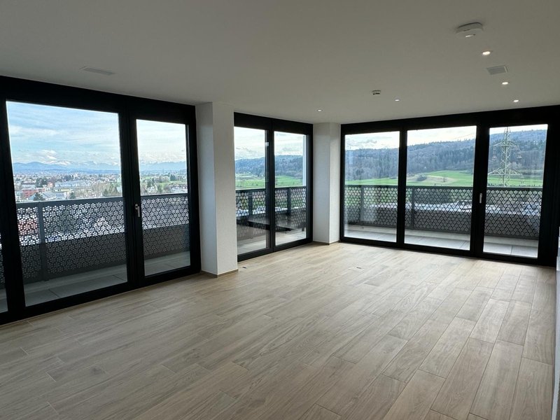 Foto 1 di Sonnentalstrasse 13, Dübendorf