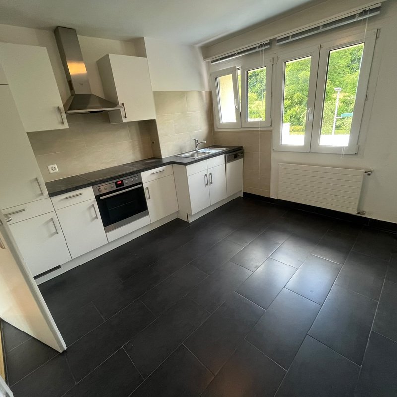 Foto 1 di Rue Industrielle 70, Moutier