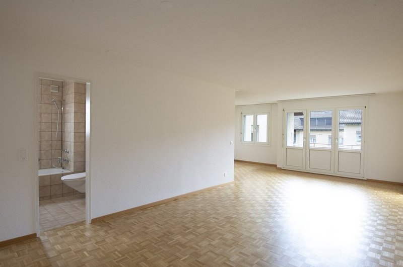 Photo 4 de Landstrasse 32, Würenlos