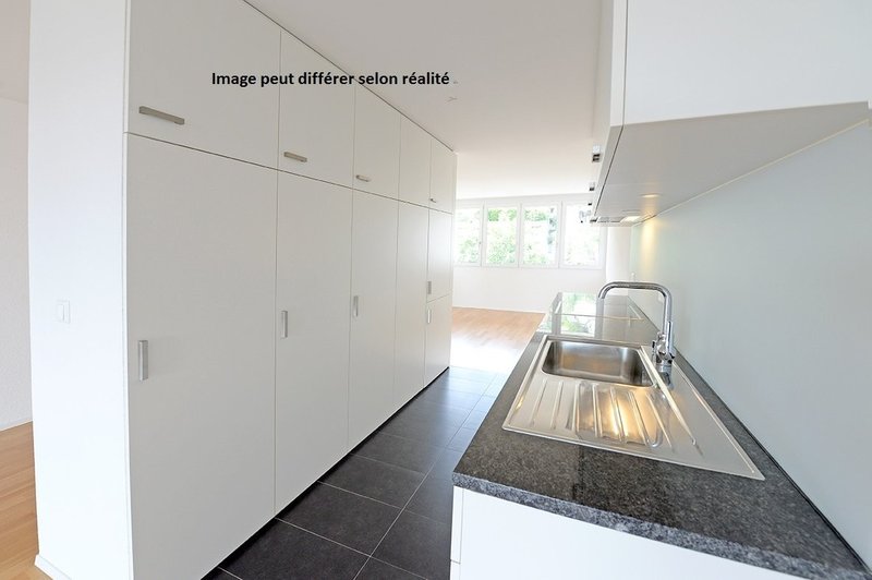 Foto 3 di Rue des Parcs 123, Neuchâtel