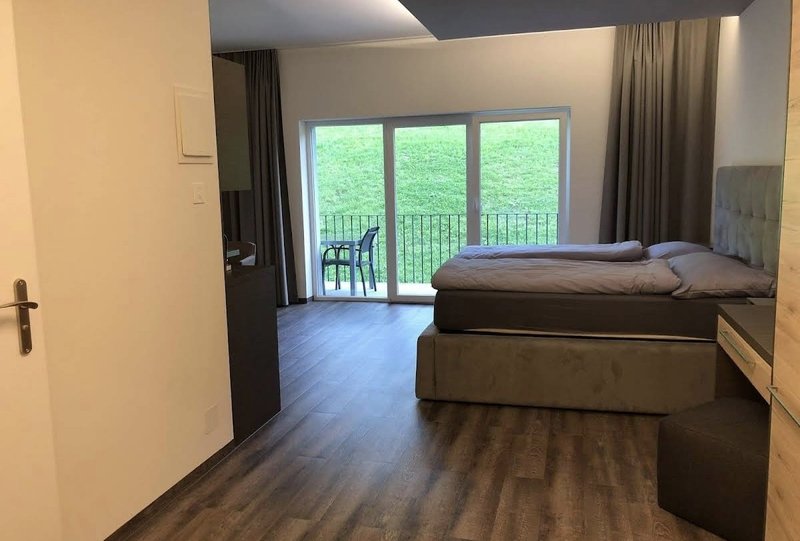 Foto 3 von Firststrasse 8, 8835 Feusisberg, İsviçre, Feusisberg
