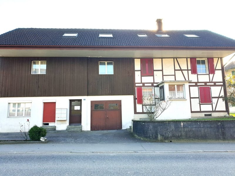 Foto 1 di Luzernstrasse 22, Etziken