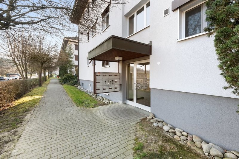 Foto 1 von Birkenstrasse 1, Hausen