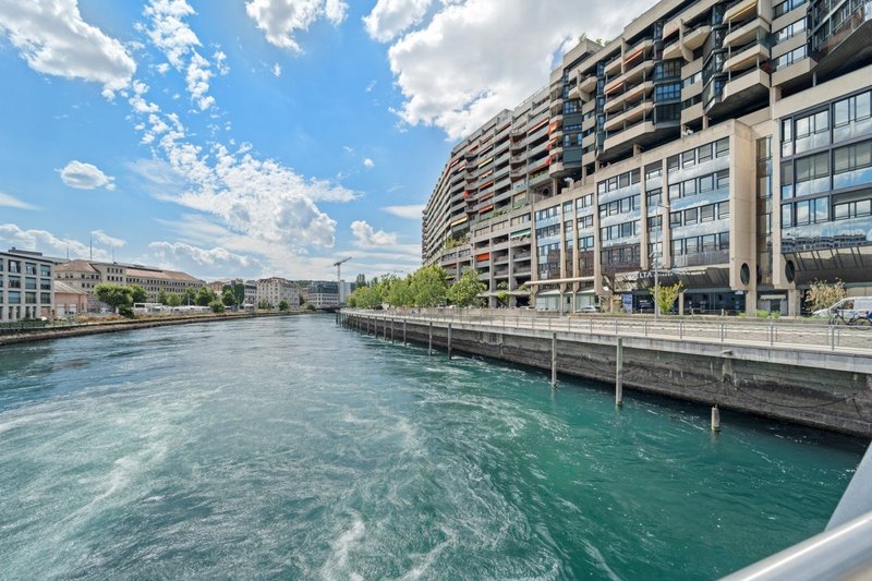 Photo 2 de Quai du seujet, 30, Genève