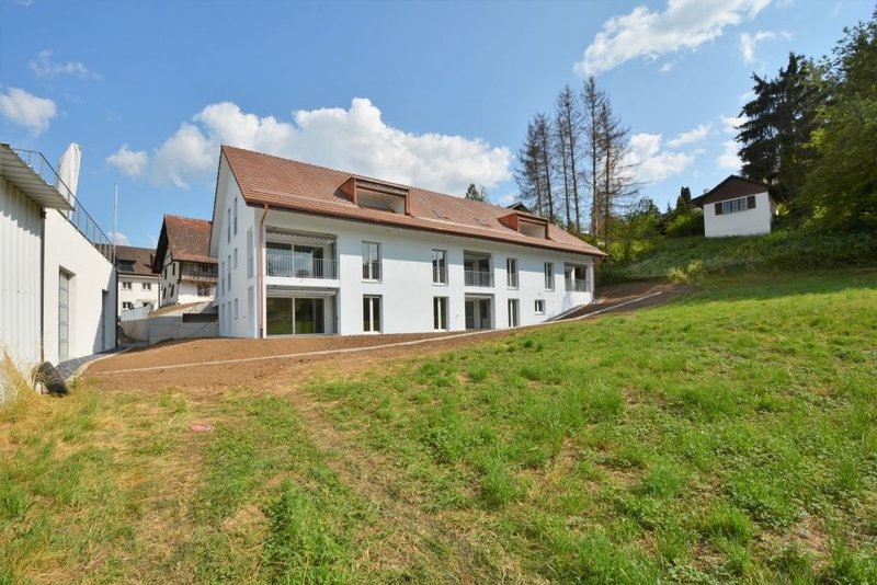 Foto 1 di Hengertstrasse 4, Lengnau
